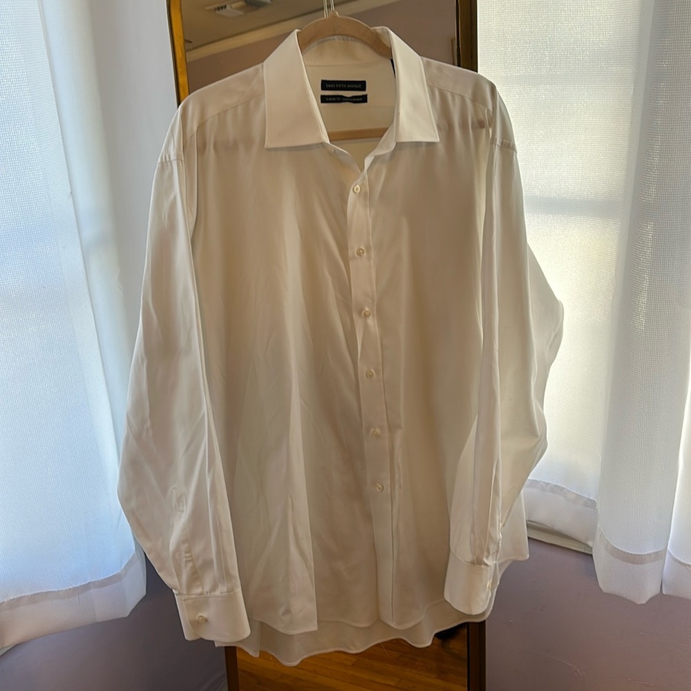 NWOT Saks Fifth Avenue White Men’s Classic Fit Long Sleeve Dress Shirt